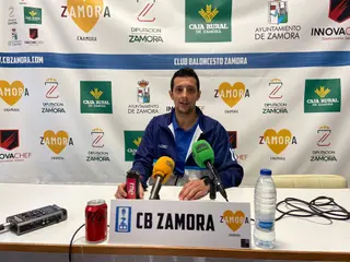 Saulo Hernández en rueda de prensa