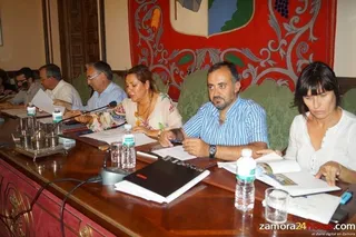 El equipo de Gobierno confía en solventar en los próximos plenos la venta del matadero municipal