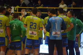Un tiempo muerto del Balonmano Zamora Enamora