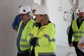 Francisco Guarido e Isabel Blanco este viernes en el edificio que albergará el Centro Cívico
