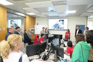 El 1-1-2 inaugura el programa de charlas y visitas institucionales con procuradores de las Cortes