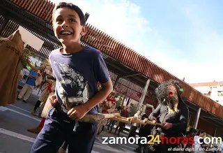 Desfile del VII Festival de la Máscara