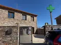 Imagen de una farmacia en la localidad de Ferreras de Abajo
