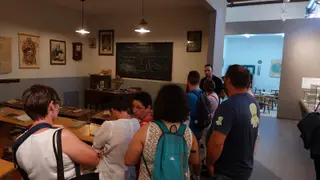 Visita De Los Alumnos De UniverUsal Al Museo Pedagógico De Zamora