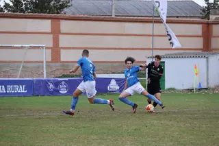 GALERÍA | El encuentro entre el CD Villaralbo y la Cultural Leonesa B en imágenes | Alejandro Sardón