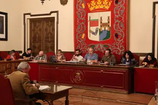Equipo de gobierno en el Ayuntamiento de Zamora durante un pleno ordinario. Archivo