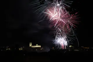 Fuegos artificiales San Pedro 2025 | María Lorenzo