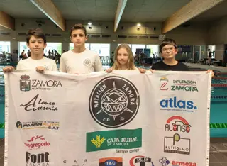 Los cuatro nadadores del CD Natación Zamora
