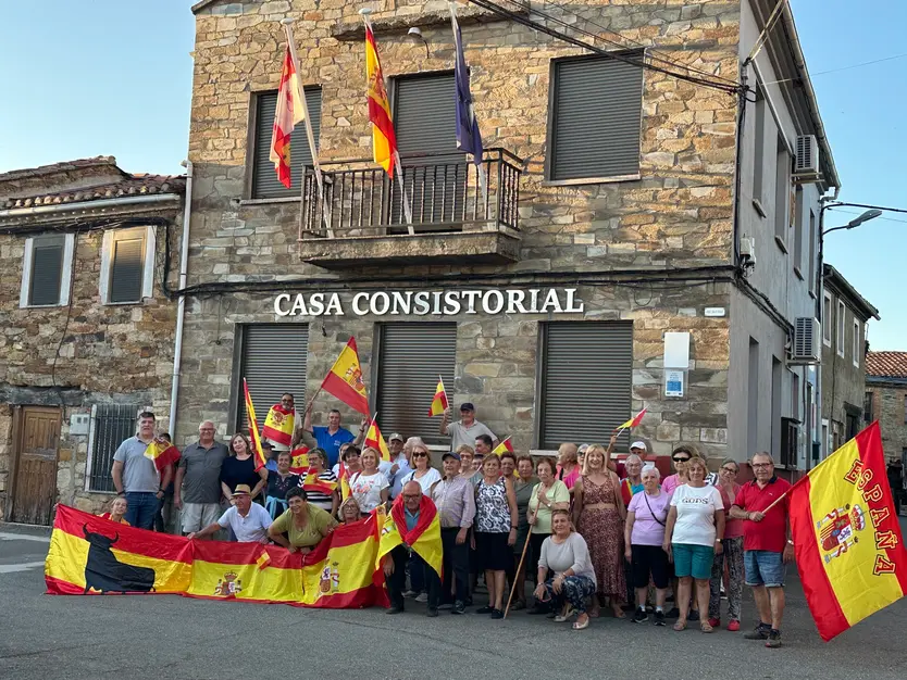 Manifestación en Mahíde en apoyo a Ceuta