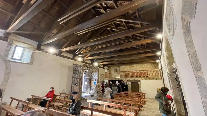 Interior de la iglesia de San Martín del Terroso