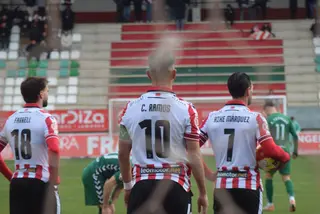 Carlos Ramos, en el punto de penalti en un duelo frente al Arenas de Getxo | Carlos G. Rodríguez
