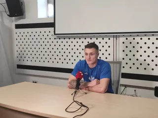 Medina, jugador del BM Zamora en rueda de prensa.