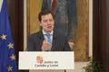 Rubén Cacho / ICAL. El presidente de la Junta de Castilla y León, Alfonso Fernández Mañueco, comparece en rueda de prensa.