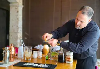 Jonathan Méndez (restaurante El Ermitaño), natural de Barcial del Barco
