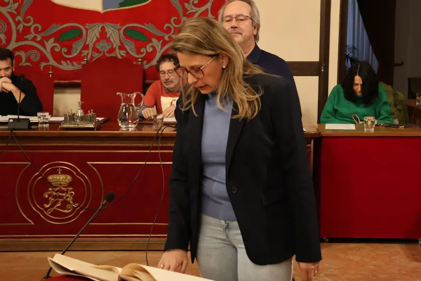 Esperanza Saavedra toma posesión como concejala en el Ayuntamiento de Zamora
