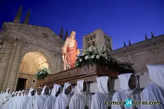 La Junta Pro Semana Santa perdona la deuda a Luz y Vida
