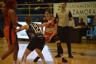 Zamarat Domusa (98)