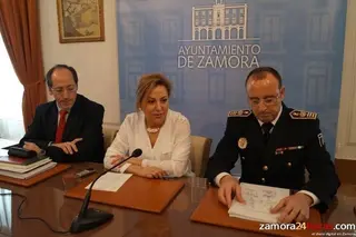 La alcaldesa rechaza el recurso de IU sobre los contratos de relevo del personal laboral