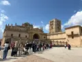 Colas en la Plaza de la Catedral para disfrutar de Las Edades del Hombre antes de su cierre | María Lorenzo