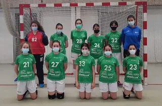 Las infantiles del Balonmano Zamora certifican su presencia en las semifinales del torneo de Castilla y León