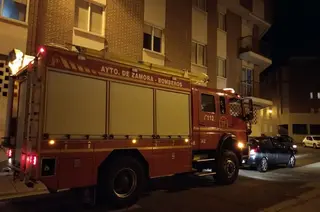 Bomberos calle valderrey