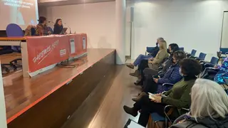 Un instante de la jornada en La Alhóndiga