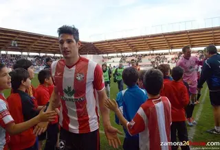 Los jugadores del Zamora, eufóricos tras la victoria