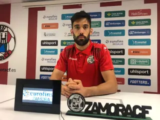 Villanueva: “Hay mucha ilusión. Hace un año éramos jugadores de Tercera y ahora estamos en un play off a Segunda A”