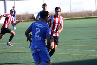 Un duelo anterior entre el CD Villaralbo B y el CD Santa Croya | Carlos G. Rodríguez