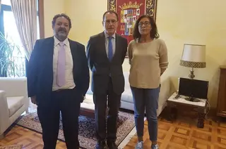 Foto protección mujeres tratada