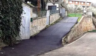 Recelo entre los vecinos de Carrascal por el asfaltado de un camino privado