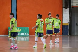 Instante del primer partido de temporada del BM Zamora