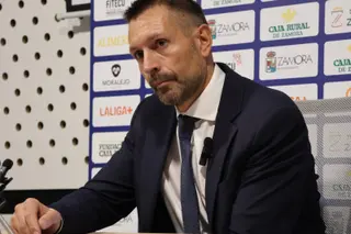 Natxo Lezkano en rueda de prensa en el Ángel Nieto