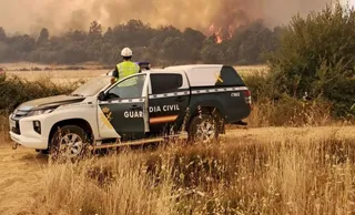 Imagen de la Guardia Civil en el incendio de Puercas