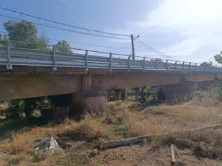 El puente sobre el río Eria en Villaferrueña