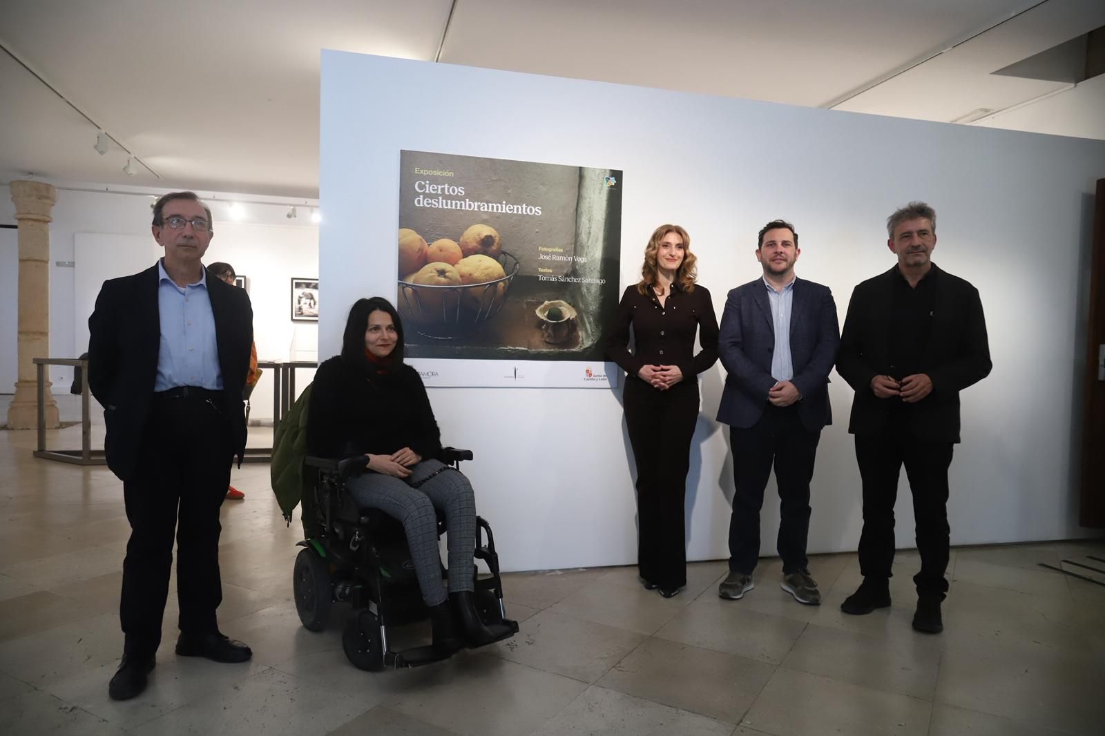 Poesía y fotografía: una fusión artística que ilumina la escena cultural de Zamora