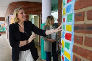 La Junta reforzará los programas de intercambio para que los jóvenes residentes en el exterior recuperen sus raíces