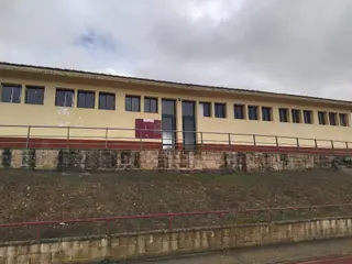 Reforma de los vestuarios de la piscina de Toro | Ayuntamiento de Toro