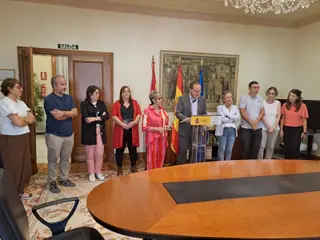 Lectura del manifiesto por el Día Internacional contra la Explotación Sexual y la Trata de Mujeres, Niñas y Niños