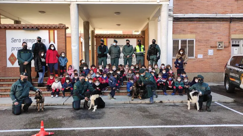 Una de las actividades de la Guardia Civil de Zamora con colegios