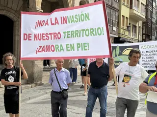 Manifestación en contra de las platas de biogás en Zamora