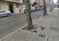 Aceras deterioradas en el barrio de La Candelaria