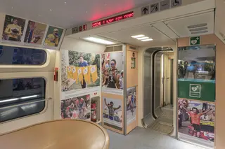 Exposición fotográfica "Etapa reina, objetivo París"