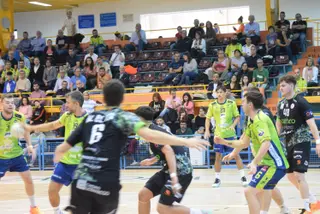 Balonmano Zamora- Balonmano Torrelavega B