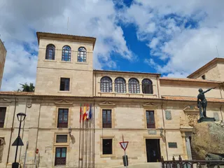 Fachada de la Diputación de Zamora. Archivo.