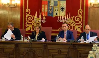 Diputación y Ayuntamiento, un seguro de pago rápido para los proveedores