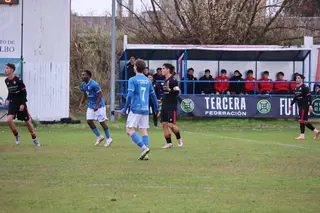 El encuentro entre el CD Villaralbo y la Cultural Leonesa B en imágenes | Alejandro Sardón
