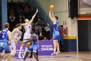 CB Zamora-Monbus Obradoiro