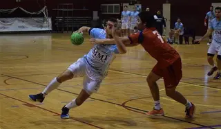 El MMT Seguros sigue afianzando su posición de play off y no renuncia al liderato