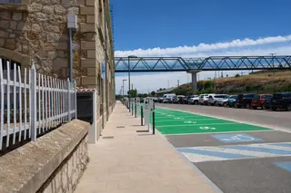 Puntos de recarga en la estación de tren de Zamora